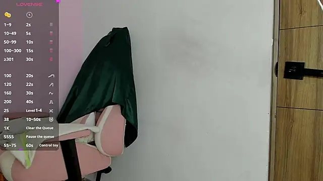 Yuni kim online show from November 28, 2025, 2:53 pm