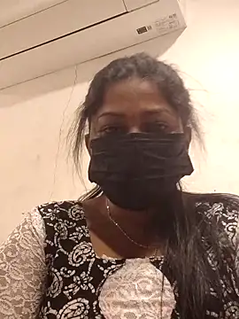 Snapshot of TAMIL_AMMUKUTTYY chatting on December 22, 2025, 6:27 pm TAMIL AMMUKUTTYY online show from December 22, 2025, 6:27 pm