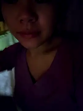 Snapshot of CicumBae chatting on September 25, 2025, 12:03 am CicumBae online show from September 25, 2025, 12:03 am