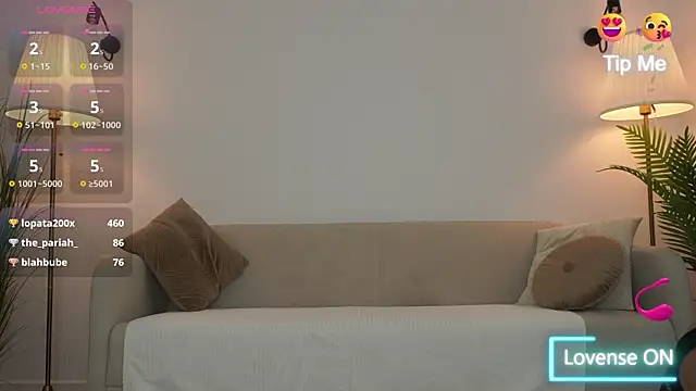 Snapshot of adisson_fox chatting on October 15, 2025, 6:24 am adisson fox online show from October 15, 2025, 6:24 am