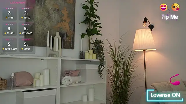 Snapshot of adisson_fox chatting on October 24, 2025, 6:10 am adisson fox online show from October 24, 2025, 6:10 am