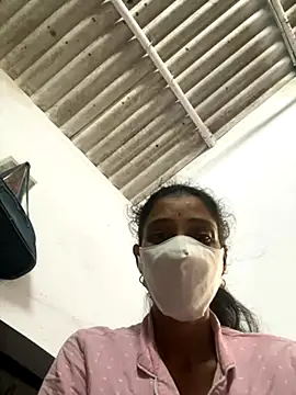 Snapshot of sweetreddy-02 chatting on September 25, 2025, 7:12 am sweetreddy-02 online show from September 25, 2025, 7:12 am