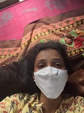 Snapshot of sweetreddy-02 chatting on October 10, 2025, 6:45 am sweetreddy-02 online show from October 10, 2025, 6:45 am