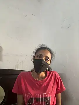 Snapshot of sweetreddy-02 chatting on October 15, 2025, 7:41 am sweetreddy-02 online show from October 15, 2025, 7:41 am