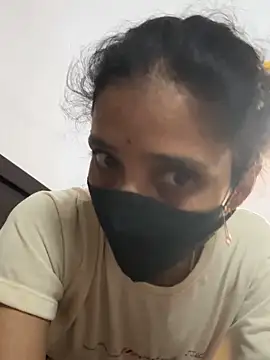 Snapshot of sweetreddy-02 chatting on October 27, 2025, 7:01 am sweetreddy-02 online show from October 27, 2025, 7:01 am