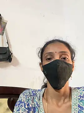 Snapshot of sweetreddy-02 chatting on November 10, 2025, 6:34 am sweetreddy-02 online show from November 10, 2025, 6:34 am