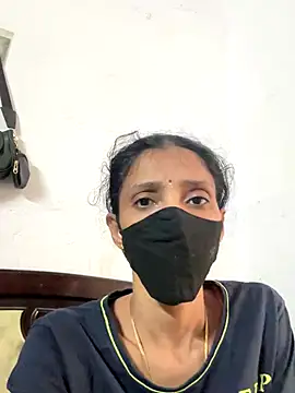 Snapshot of sweetreddy-02 chatting on November 16, 2025, 10:10 am sweetreddy-02 online show from November 16, 2025, 10:10 am