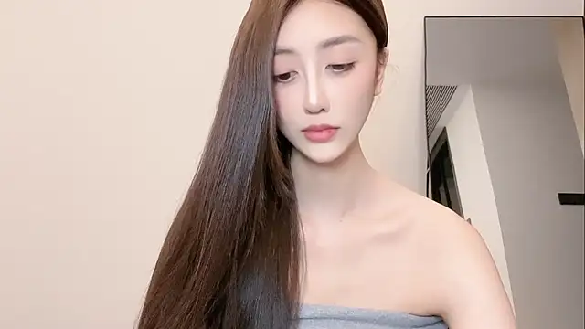 Melody-11 online show from April 16, 2026, 8:42 pm