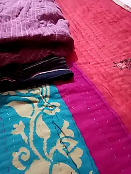 Snapshot of Hott_locky chatting on September 30, 2025, 4:01 pm Hott locky online show from September 30, 2025, 4:01 pm