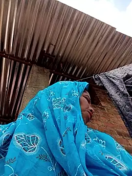 Snapshot of Hott_locky chatting on October 2, 2025, 5:14 am Hott locky online show from October 2, 2025, 5:14 am