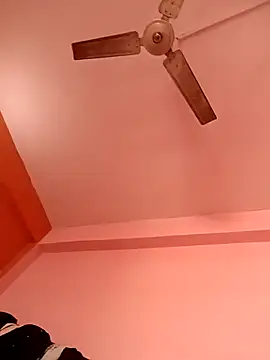 Snapshot of Hott_locky chatting on October 12, 2025, 8:46 am Hott locky online show from October 12, 2025, 8:46 am