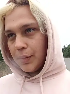 MargoShein online show from September 29, 2025, 2:44 pm