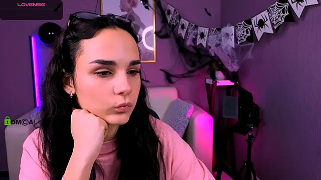 Snapshot of ariana_ross7 chatting on October 25, 2025, 7:08 pm ariana ross7 online show from October 25, 2025, 7:08 pm