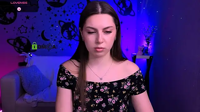 ariana ross7 online show from April 6, 2026, 7:26 pm