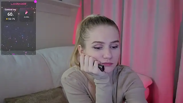 Ange Lus online show from November 6, 2025, 3:46 pm