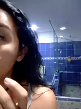 Snapshot of vixen_velvett1 chatting on October 19, 2025, 10:49 am vixen velvett1 online show from October 19, 2025, 10:49 am