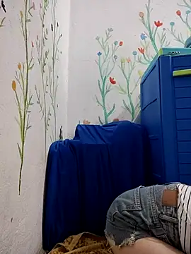 valery506 online show from December 3, 2025, 1:42 pm