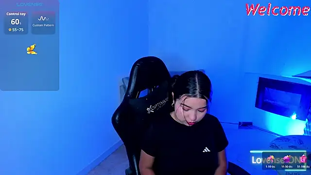 LunaWiill  online show from January 8, 2026, 7:16 pm