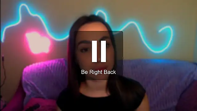 Mia cutie77 online show from October 19, 2025, 8:59 am