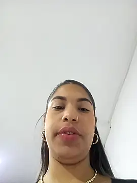 Violet and Paul online show from October 13, 2025, 1:38 am