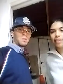 Violet and Paul online show from October 27, 2025, 3:21 am