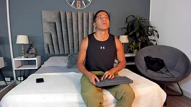 Snapshot of Zac_Haynes chatting on October 23, 2025, 3:28 am Zac Haynes online show from October 23, 2025, 3:28 am