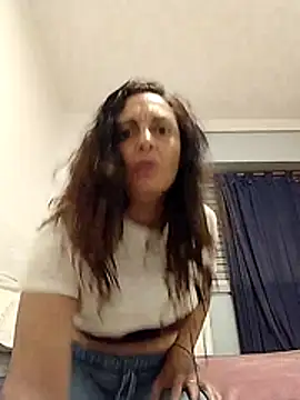 Snapshot of dulcefanny chatting on December 1, 2025, 2:05 am dulcefanny online show from December 1, 2025, 2:05 am