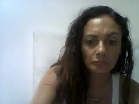Snapshot of dulcefanny chatting on February 7, 2026, 6:28 am dulcefanny online show from February 7, 2026, 6:28 am