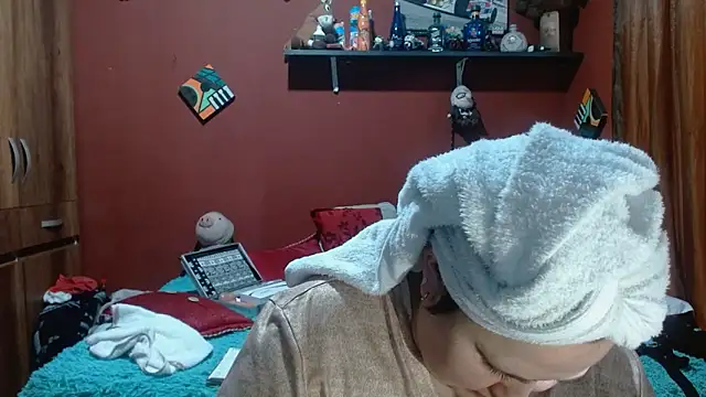 Snapshot of Sasharosee2 chatting on February 17, 2026, 1:18 pm Sasharosee2 online show from February 17, 2026, 1:18 pm