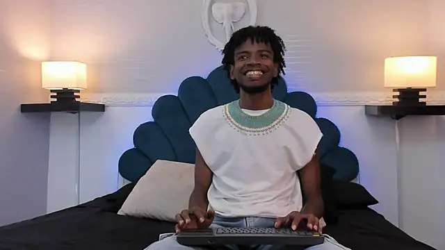 AllexJacob online show from October 1, 2025, 1:39 pm