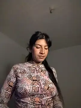 gabii hardy online show from August 6, 2026, 9:33 am