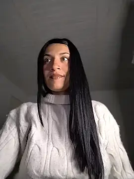 gabii hardy online show from August 8, 2026, 9:33 am