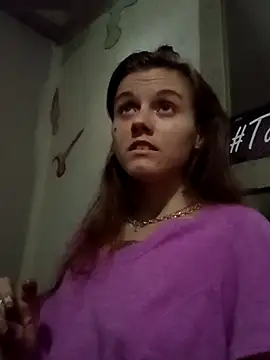 Snapshot of cicithtbitch chatting on October 10, 2025, 8:30 pm cicithtbitch online show from October 10, 2025, 8:30 pm