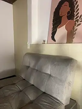 Snapshot of Ssusann_Pink chatting on November 12, 2025, 3:40 am Ssusann Pink online show from November 12, 2025, 3:40 am