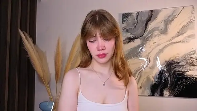 pienaple online show from February 2, 2026, 4:11 am