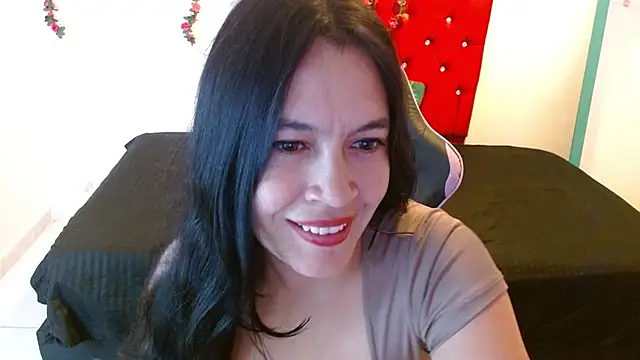 cristal1609 online show from January 14, 2026, 7:19 pm