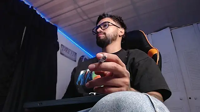 Chrys harris77 online show from October 14, 2025, 9:48 pm