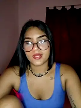 Renata Zoe online show from November 13, 2025, 1:48 am