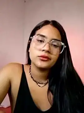 Renata Zoe online show from December 23, 2025, 1:03 am