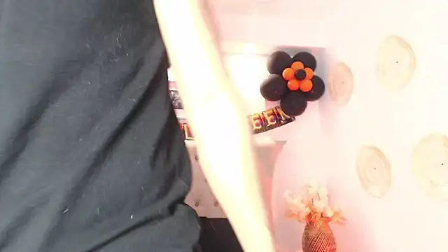 SalvadorFit online show from October 16, 2025, 8:21 pm