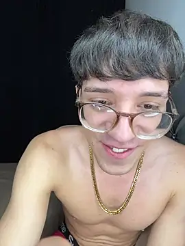 Snapshot of arthurdavies chatting on November 9, 2025, 3:38 am arthurdavies online show from November 9, 2025, 3:38 am