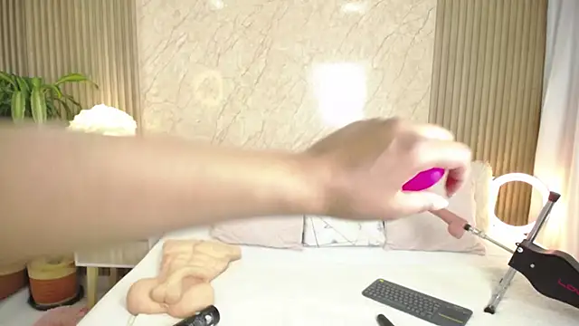 LawGoldman online show from September 28, 2025, 12:27 am