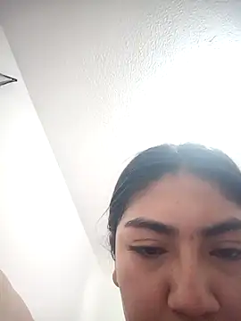 Violettabloom  online show from October 4, 2025, 11:19 am