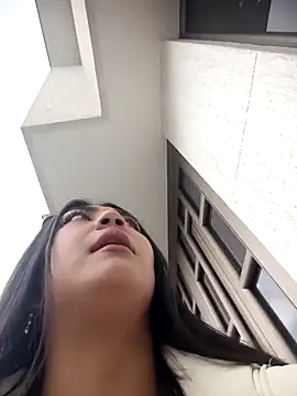 Violettabloom  online show from October 16, 2025, 7:04 pm