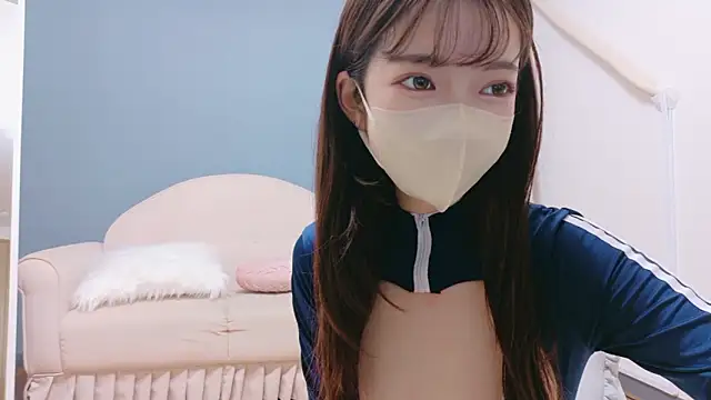 Snapshot of Mirai_H_ch chatting on October 19, 2025, 4:57 am Mirai H ch online show from October 19, 2025, 4:57 am