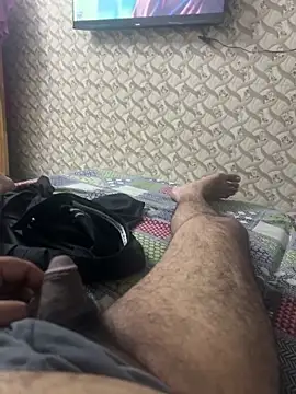 aflatoon121 online show from November 12, 2025, 1:44 pm