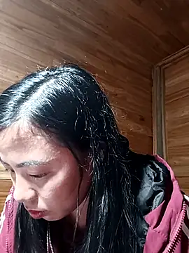 tulipsexy online show from December 14, 2025, 10:42 am