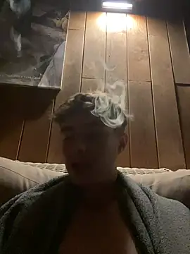 Snapshot of Randy9222 chatting on June 9, 2026, 8:53 pm Randy9222 online show from June 9, 2026, 8:53 pm
