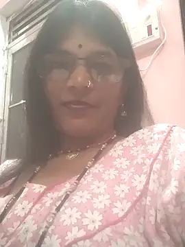 Snapshot of Hott_cutgirl chatting on October 2, 2025, 11:12 pm Hott cutgirl online show from October 2, 2025, 11:12 pm