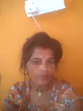 Snapshot of Hott_cutgirl chatting on October 5, 2025, 3:16 am Hott cutgirl online show from October 5, 2025, 3:16 am